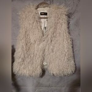 Fashion Nova Cream Faux Fur Vest